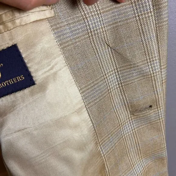 Brooks‎ Brothers sport coat 44 R plaid neutral wool silk tan (FLAW)